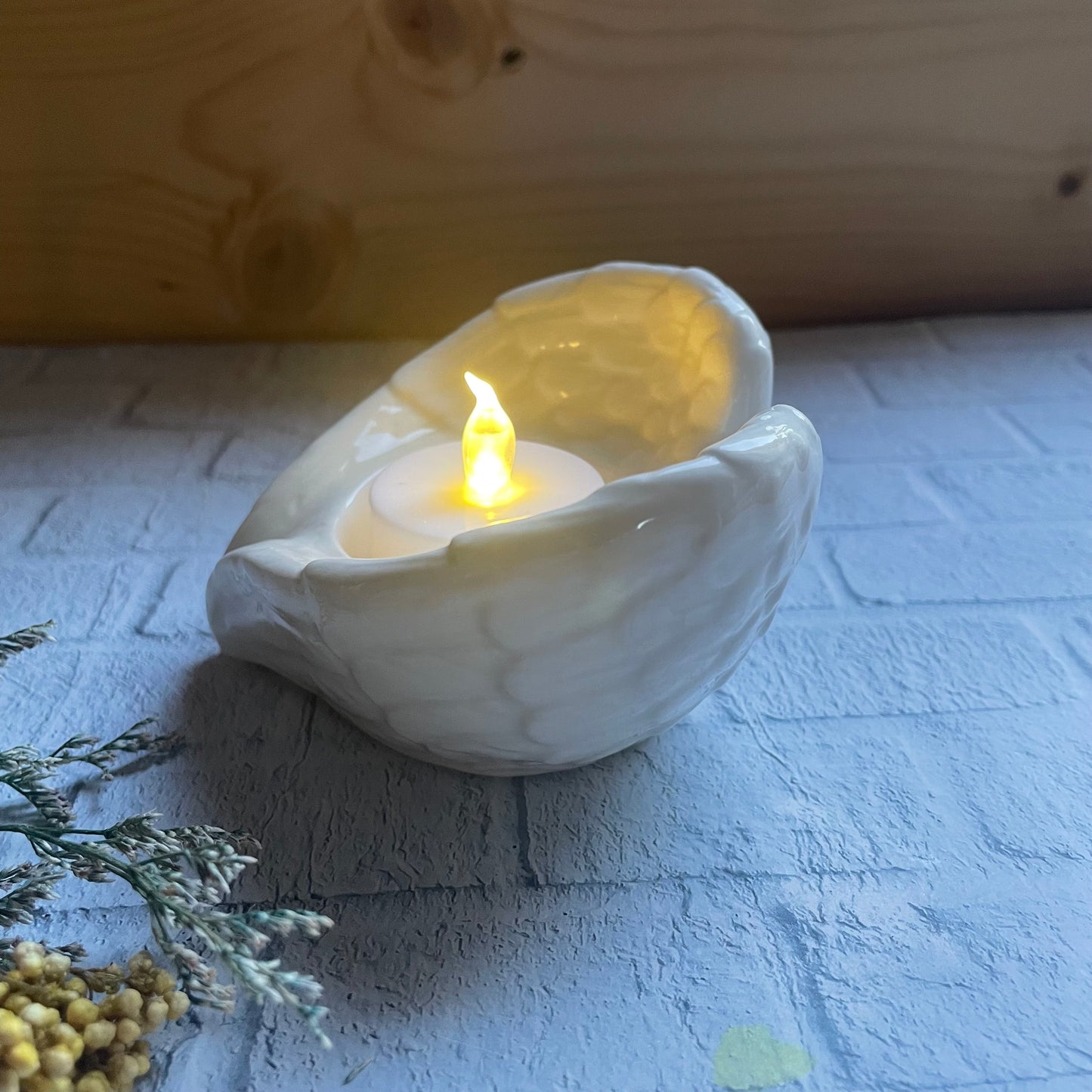 Angel Wing T-light Holder with Flameless Tea Light included, 9cm