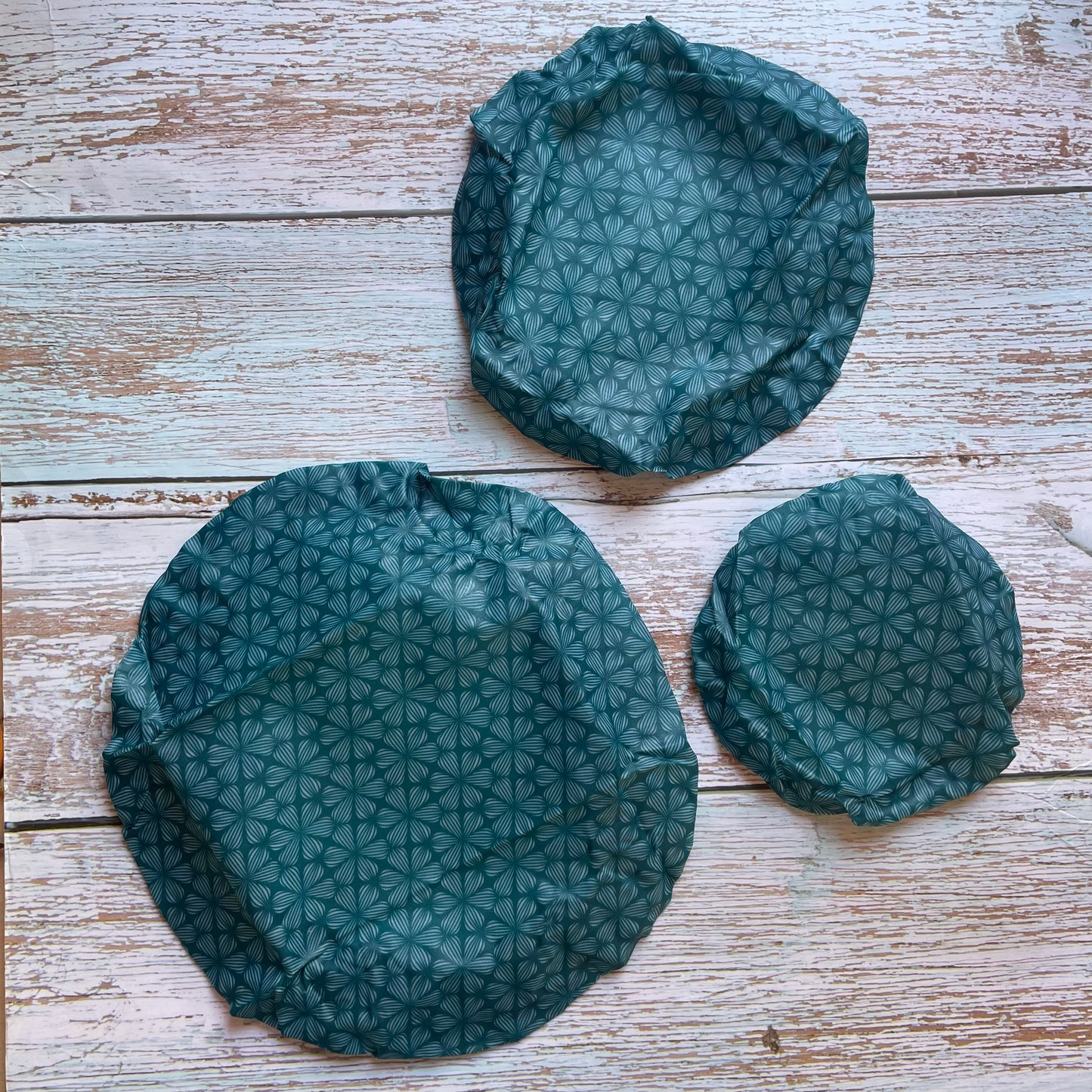 Set of 3 Elasticated Beeswax Bowl Covers, Size 14cm, 19cm and 24cm