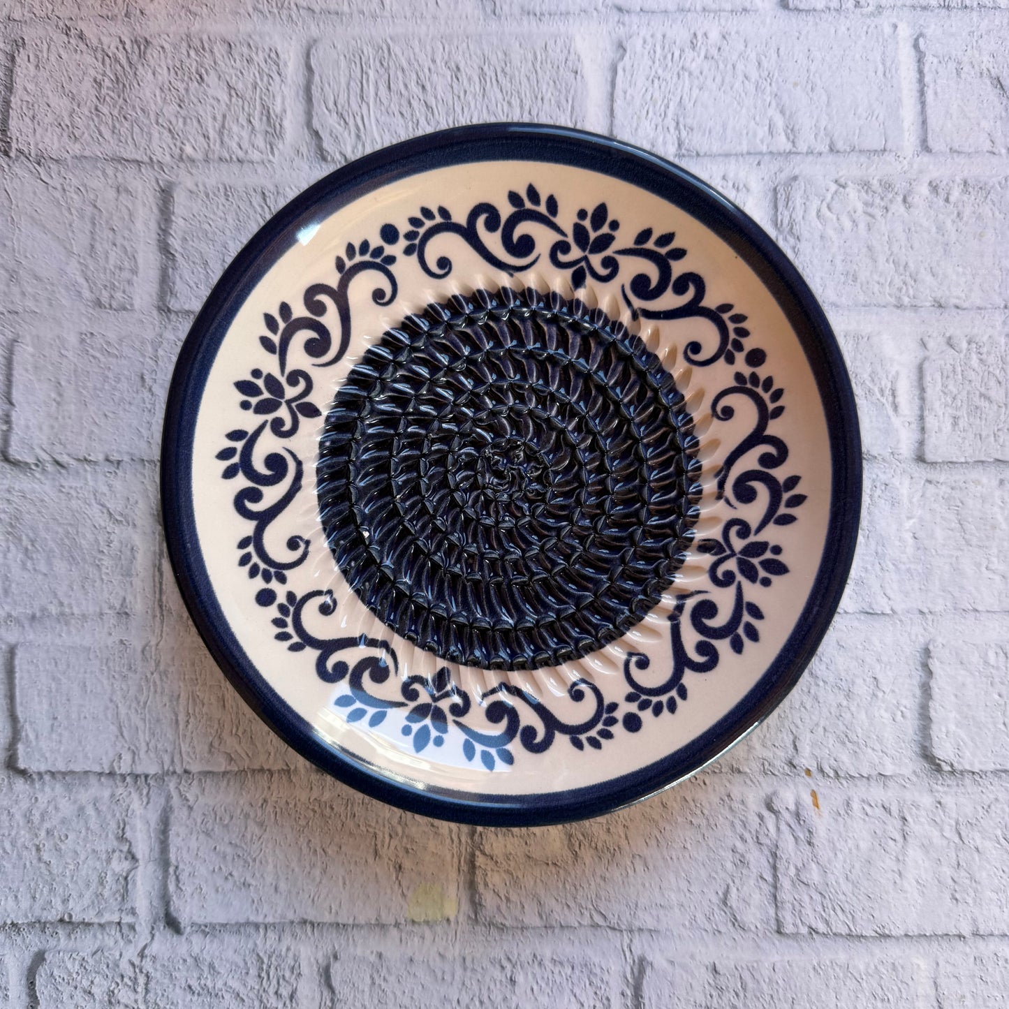 Handmade Ceramic Garlic, Ginger and Vegetable Grater Plate and with Brush (Optional), Garlic Grater Plate Blue Centre