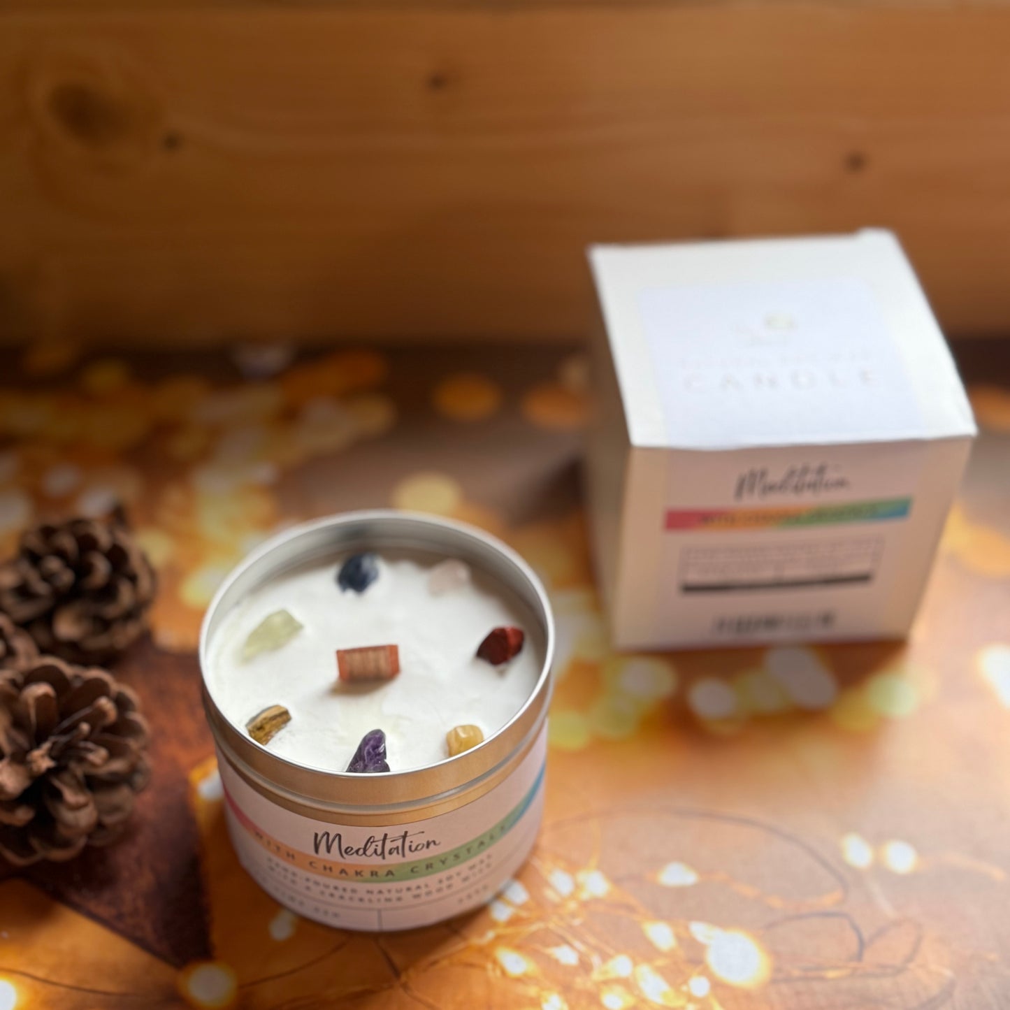 Meditation Scented Candle with 7 Chakra Crystals, Hand-poured Natural Soy Wax with a Crackling Wood Wick
