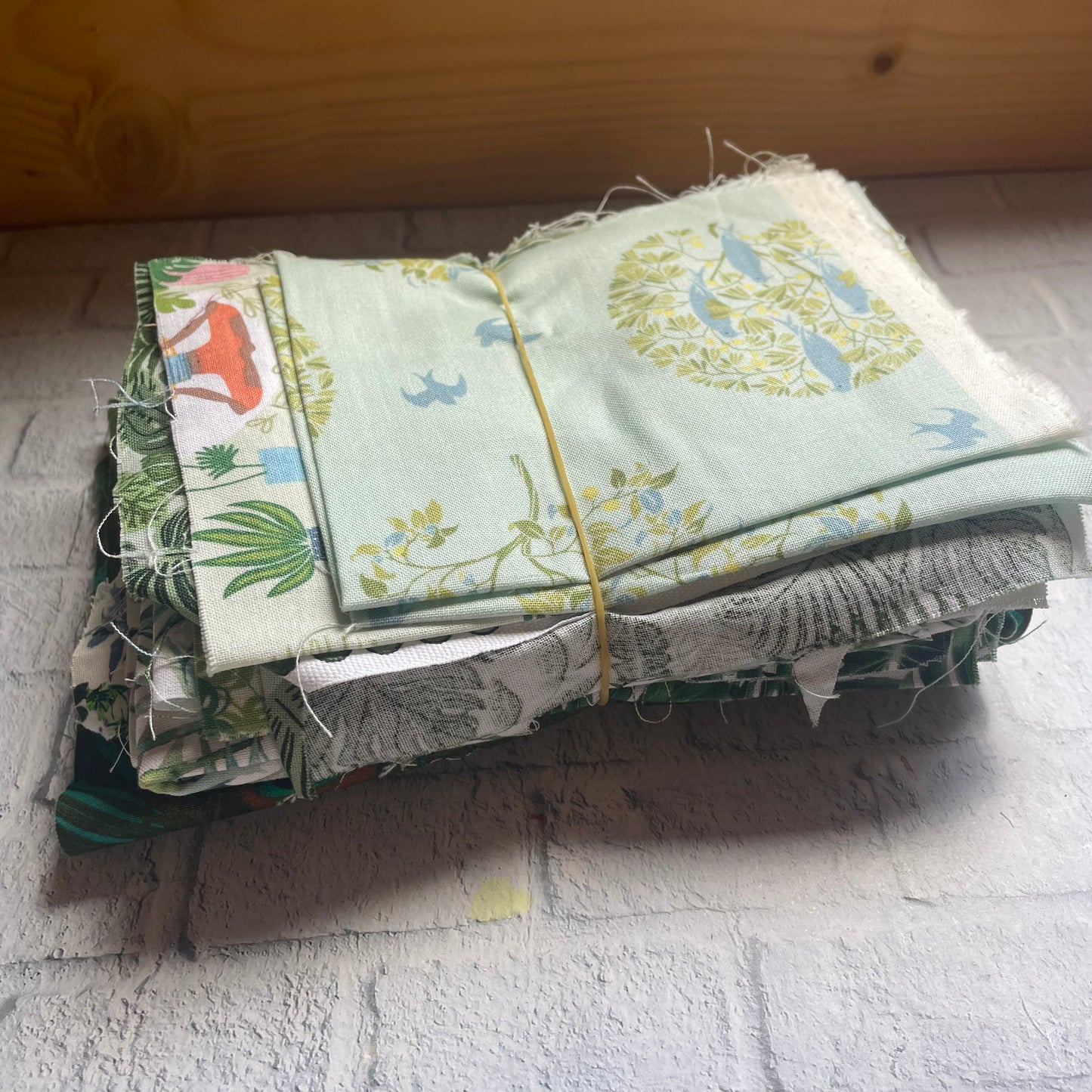 Assorted 100% Cotton Scrap Fabric Bundles, Floral Fabric, Animal Fabric, Christmas Fabric, Children’s Craft Fabric, Quilt Fabric - Approx 300 grams Greens