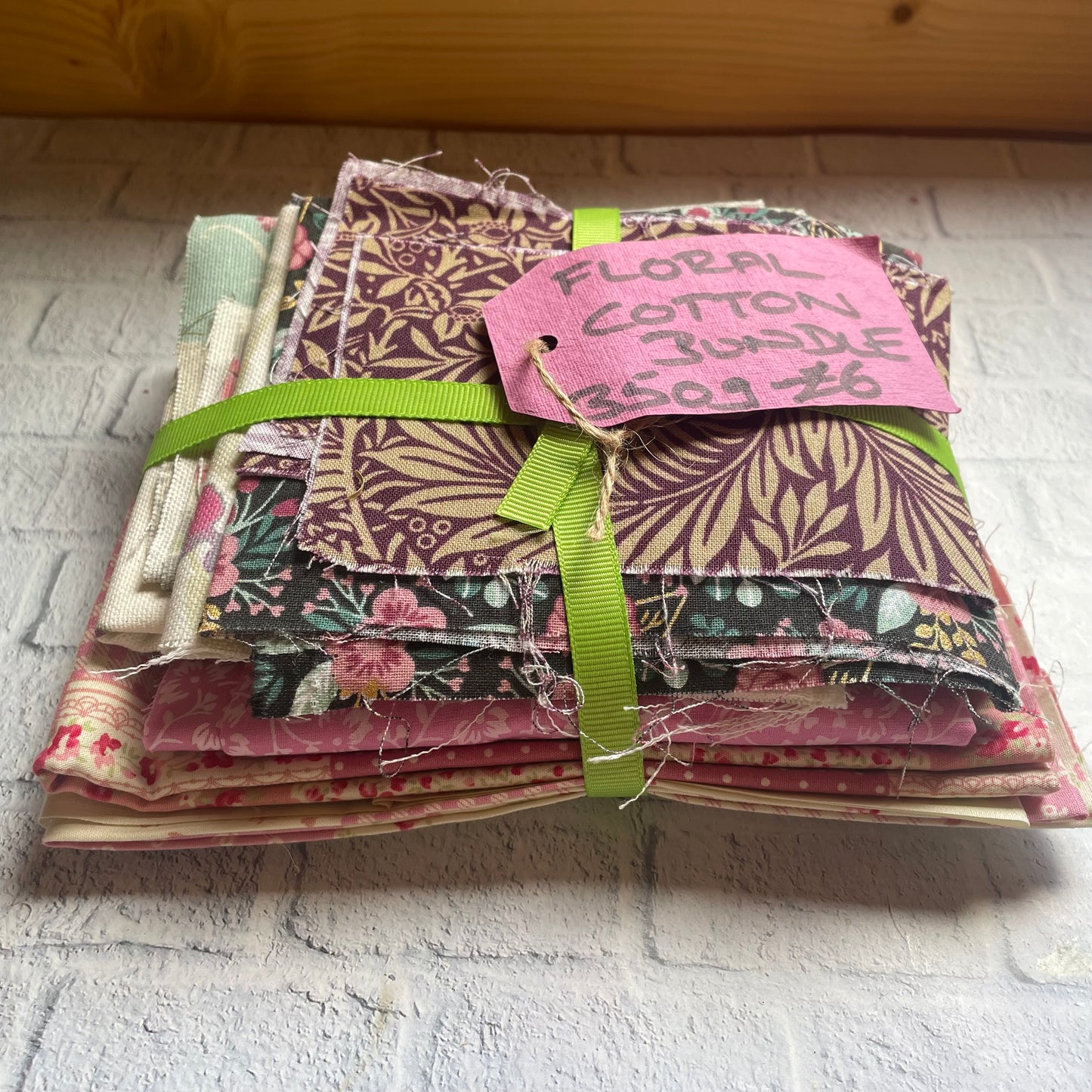 Assorted 100% Cotton Scrap Fabric Bundles, Floral Fabric, Animal Fabric, Christmas Fabric, Children’s Craft Fabric, Quilt Fabric - Approx 300 grams