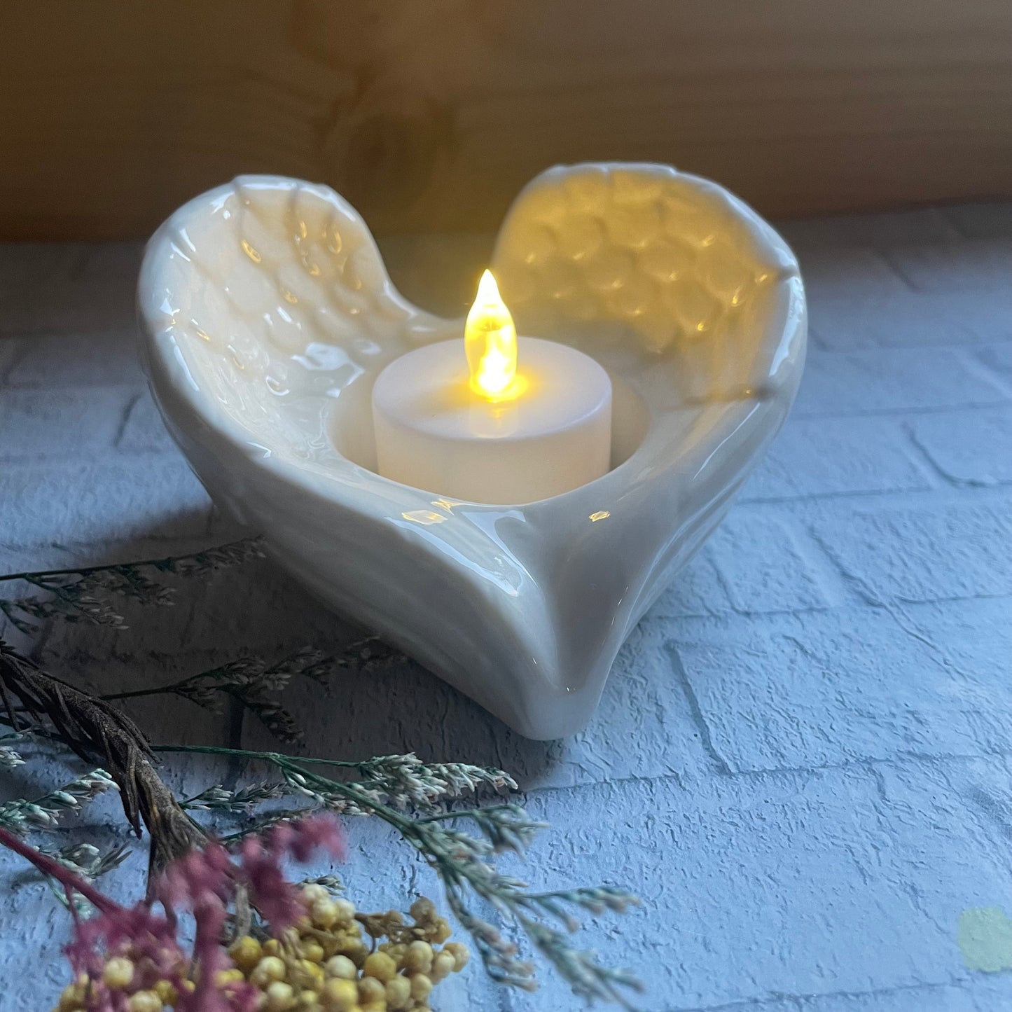 Angel Wing T-light Holder with Flameless Tea Light included, 9cm