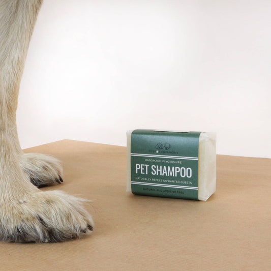 Natural Pet Shampoo Bar with Lavender, Lemongrass and Neem Oil