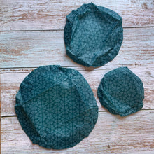 Load image into Gallery viewer, Set of 3 Elasticated Beeswax Bowl Covers, Size 14cm, 19cm and 24cm
