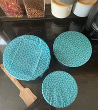 Load image into Gallery viewer, Set of 3 Elasticated Beeswax Bowl Covers, Size 14cm, 19cm and 24cm
