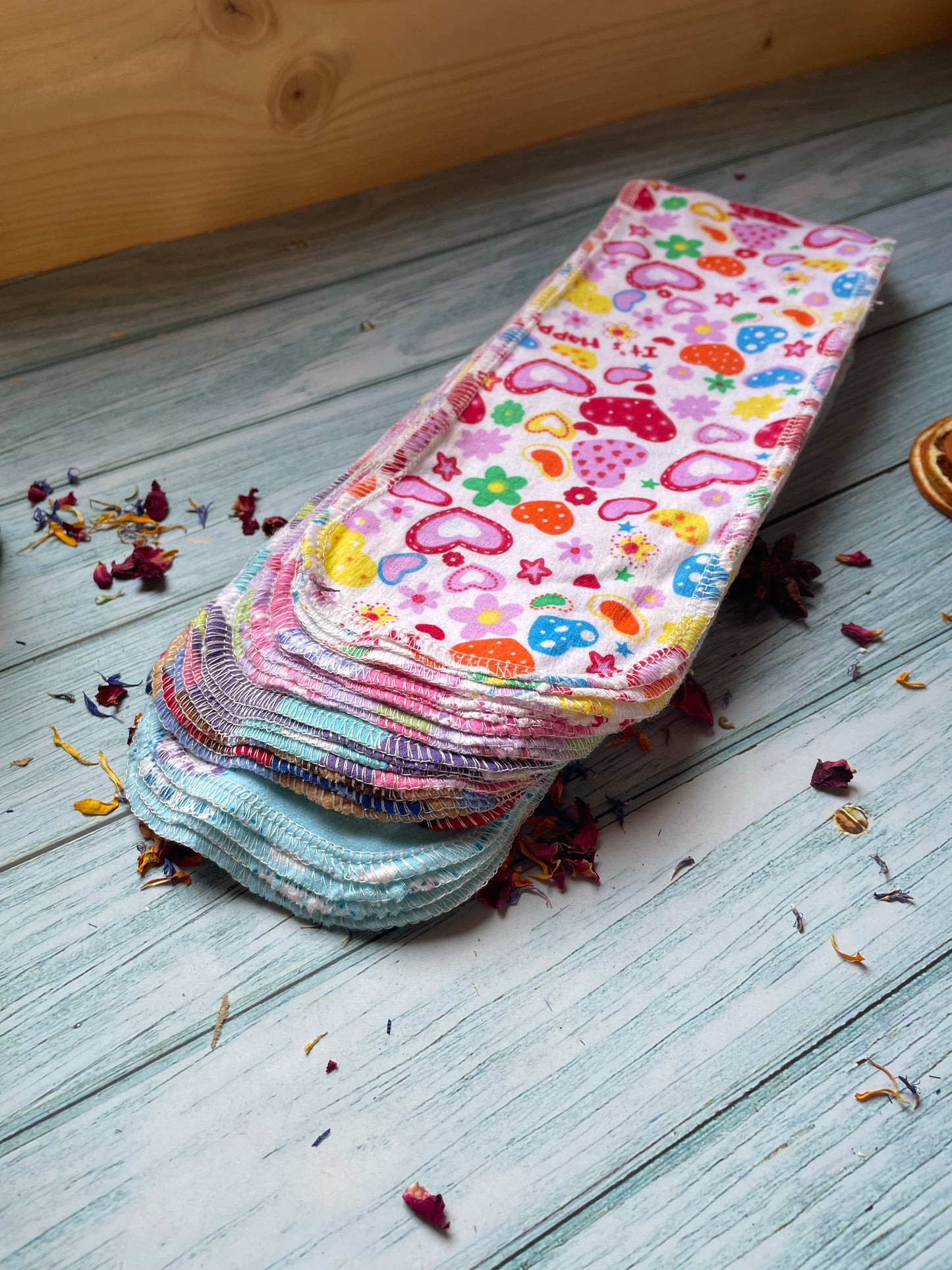 12 Piece Reusable Toilet Paper, Washable Baby Wipes, Washable Make Up Wipes, Reusable Kitchen Wipes, Multi-purpose reusable kitchen wipes - 24 Pack