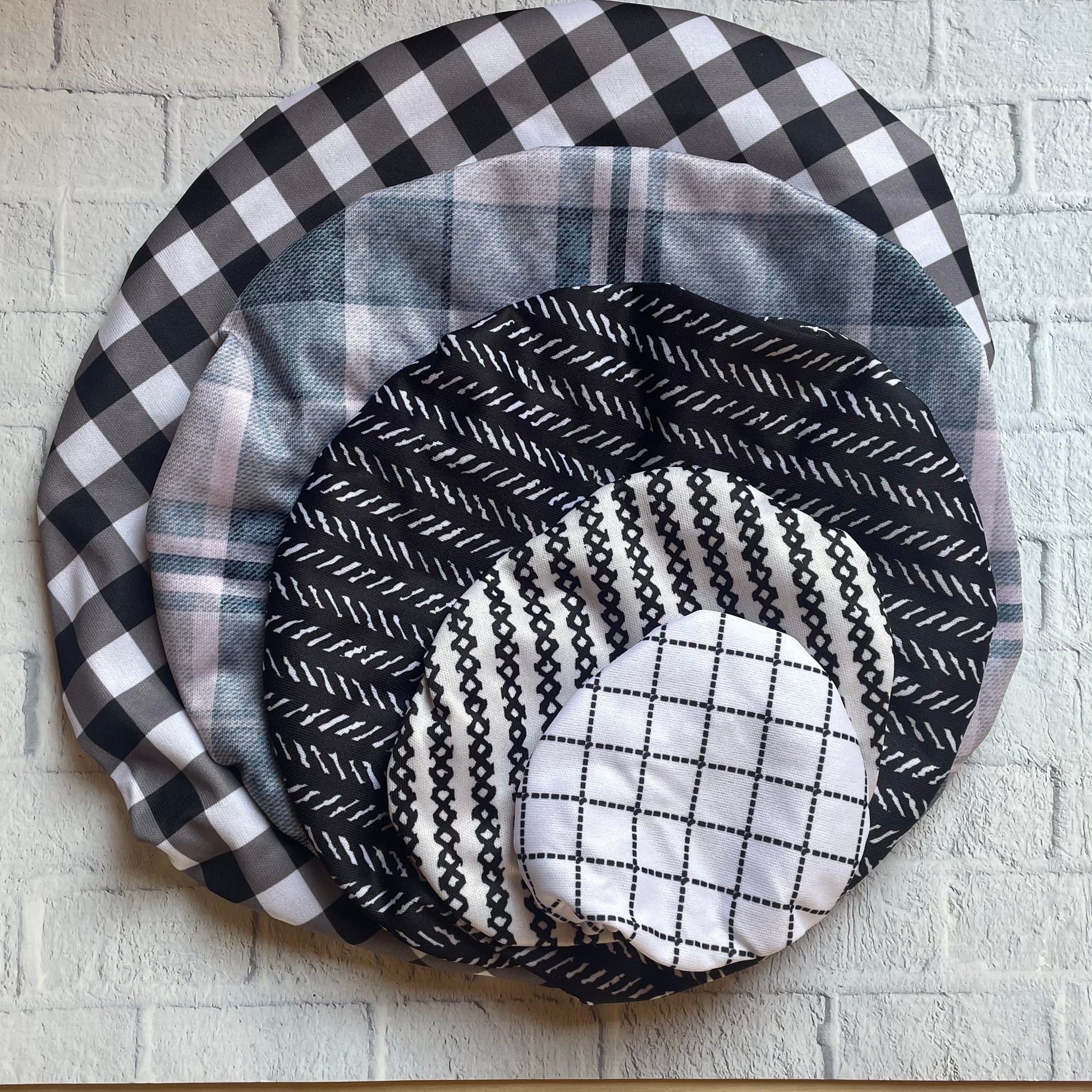 5 Waterproof Reusable Bowl Covers, Eco Friendly Food Cover, Plastic Free Clingfilm Black and White