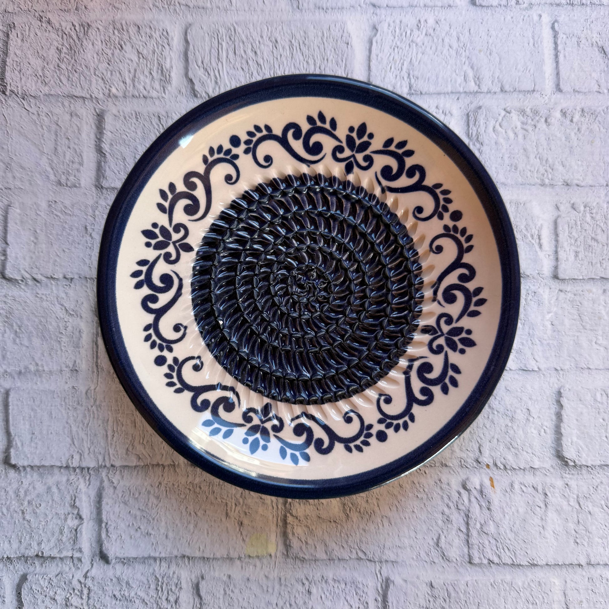 Handmade Ceramic Garlic, Ginger and Vegetable Grater Plate and with Brush (Optional), Garlic Grater Plate Blue Centre