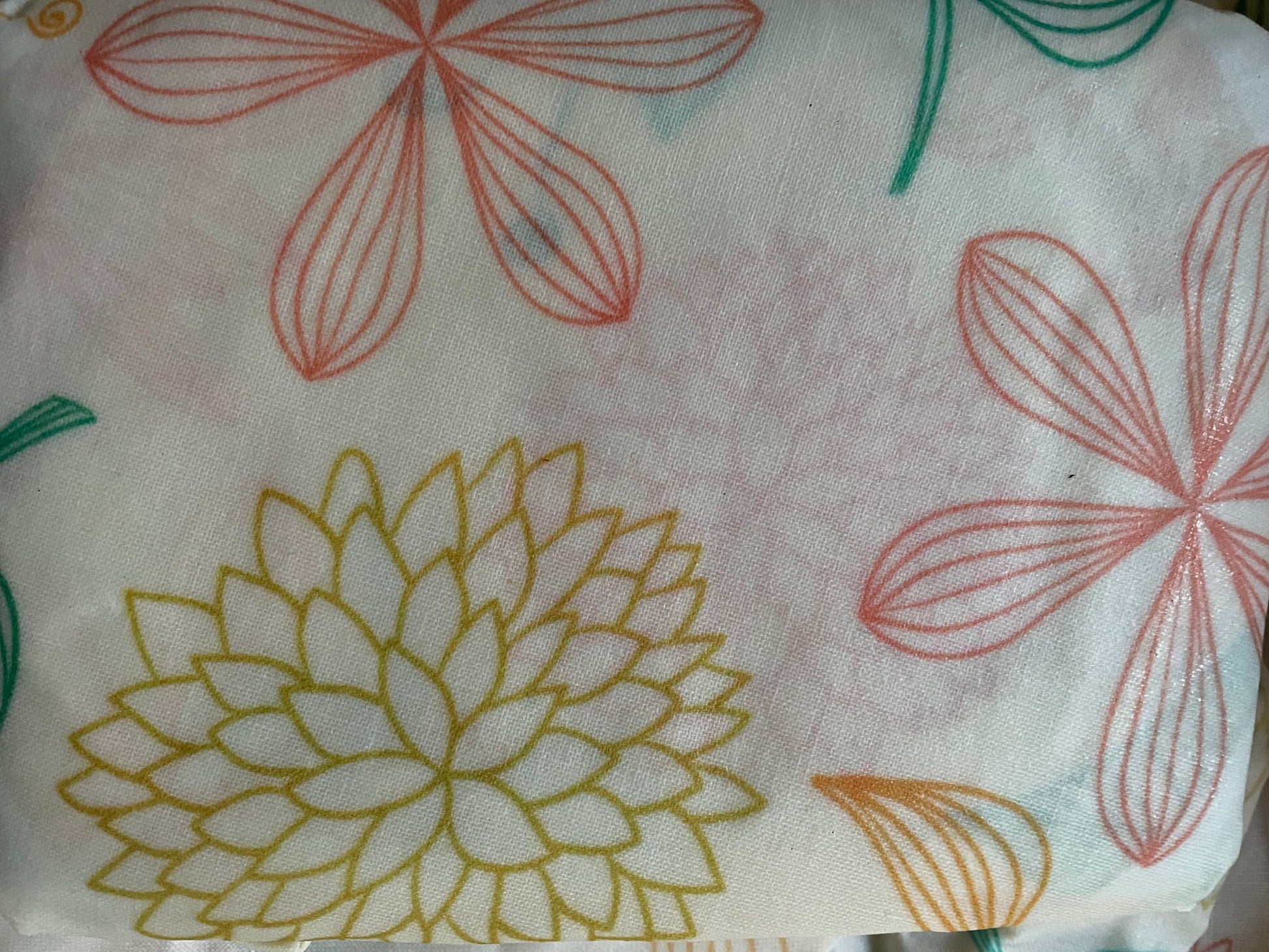 Set of 3 Elasticated Beeswax Bowl Covers, Size 14cm, 19cm and 24cm Chrysanthemum