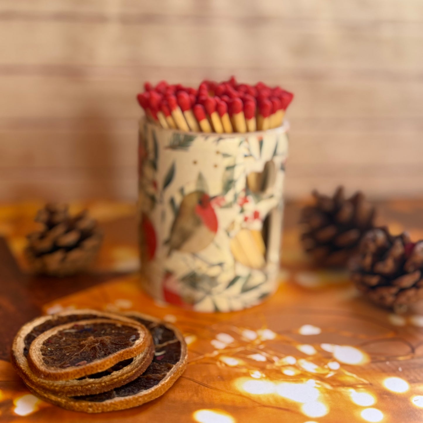 Christmas Robin Match Pot with Strike and Red 10cm Matches
