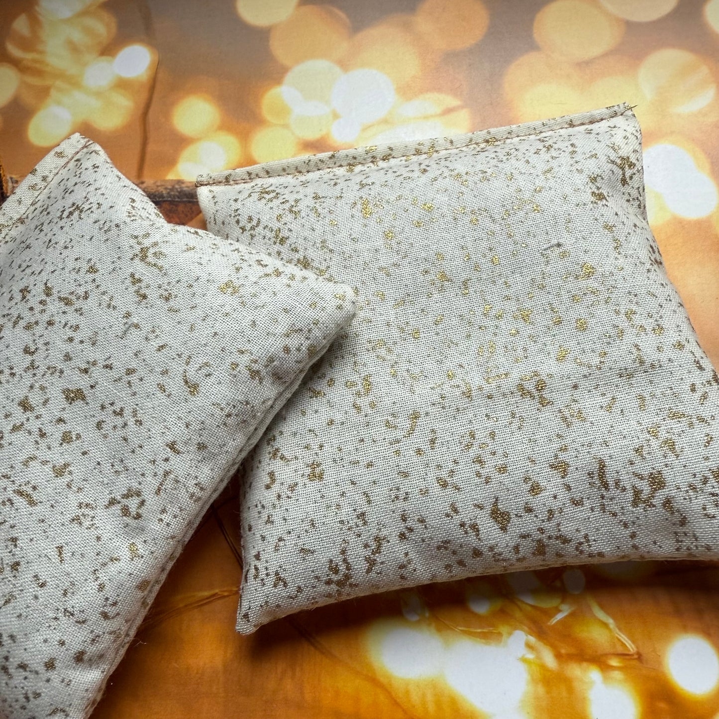 2 x Christmas Gold Fabric Kentish Lavender Bags Handmade in UK | Eco Air Freshener and Drawer Scents