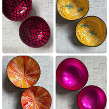Load image into Gallery viewer, Hand-painted Coconut Bowls, Christmas Decorative Bowls, Christmas Tableware, Handmade Christmas Gifts
